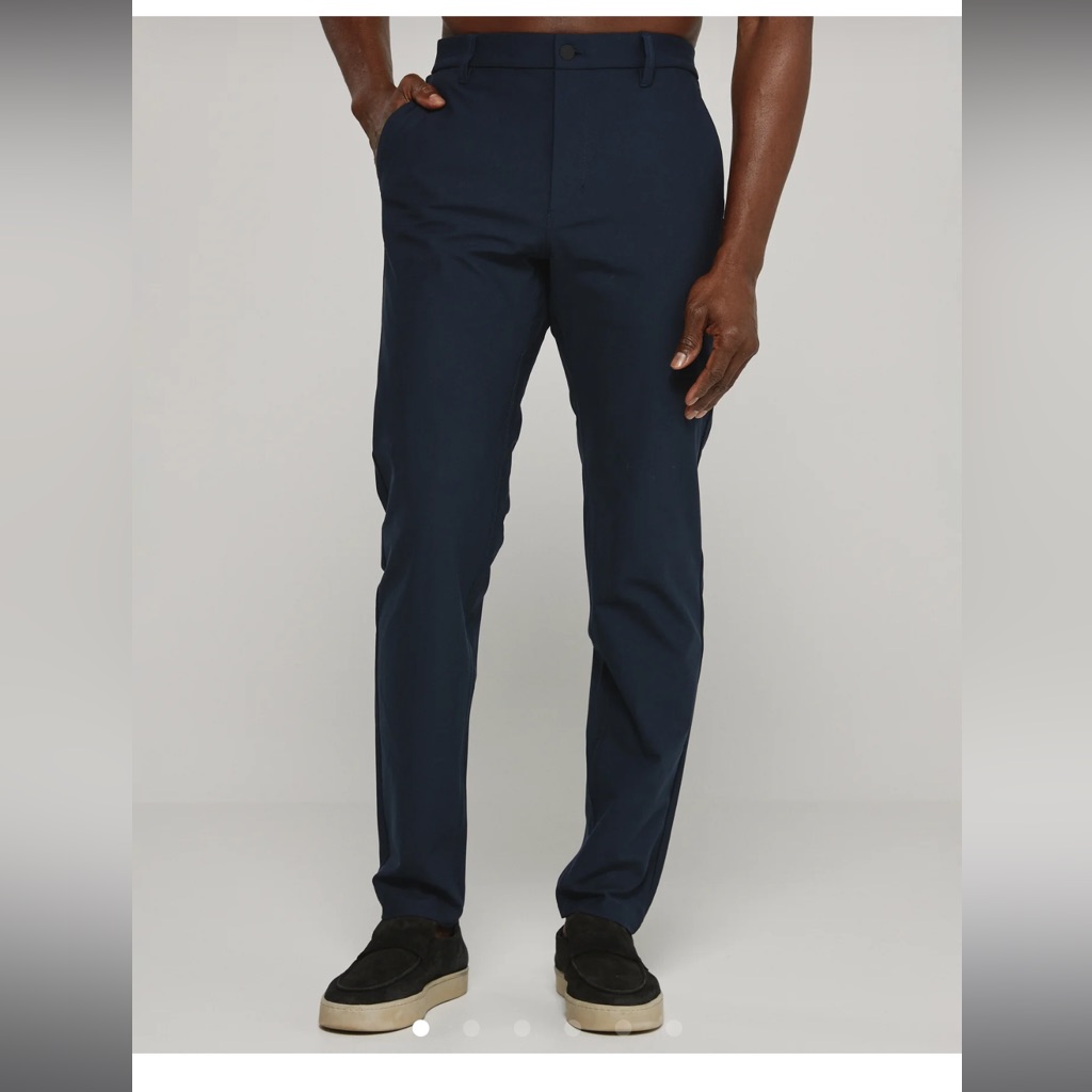 7 Diamonds Men's Navy Blue Chinos